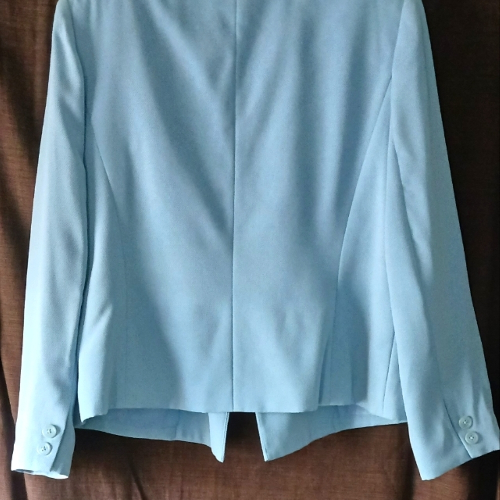 Executive Collection - Picture 5 of 11